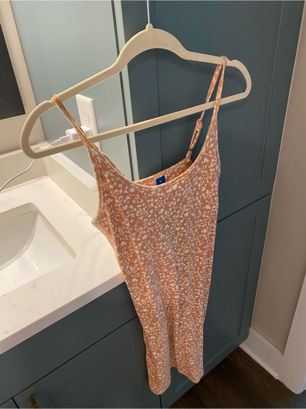 Old Navy Peach/Tan Floral Spaghetti Strap Slip Dress
